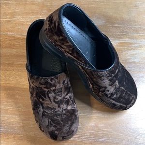 Dansko Brown Velvet Clog - Size 9.5-10